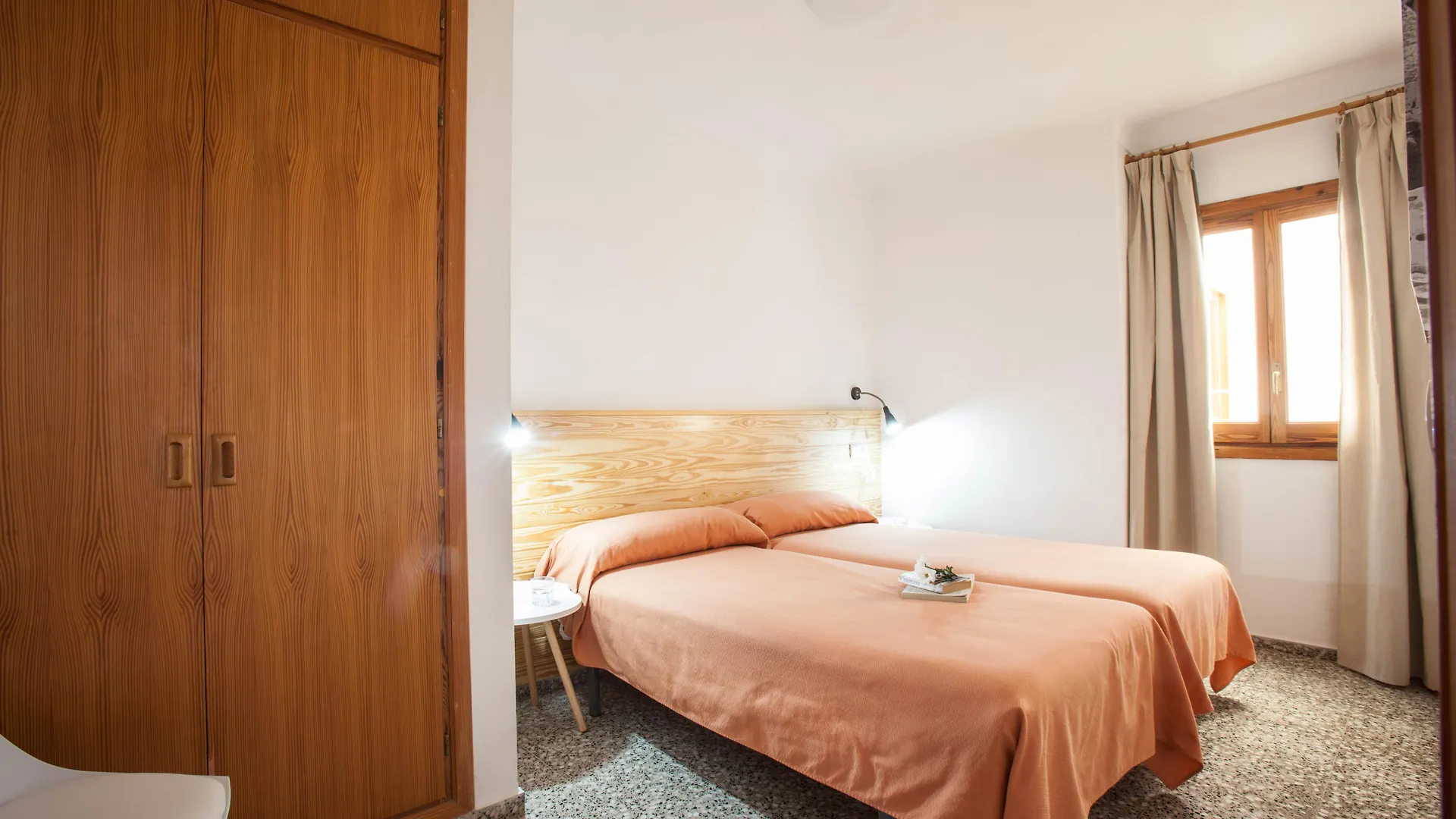 Apartamentos Bahia Santa Eulária des Riu