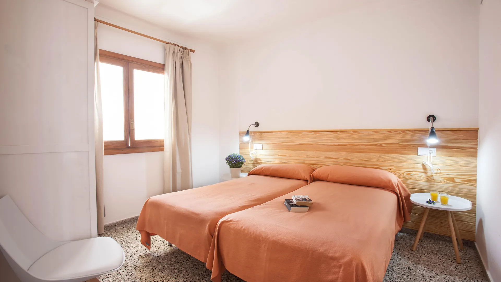 Apartamentos Bahia Santa Eulária des Riu
