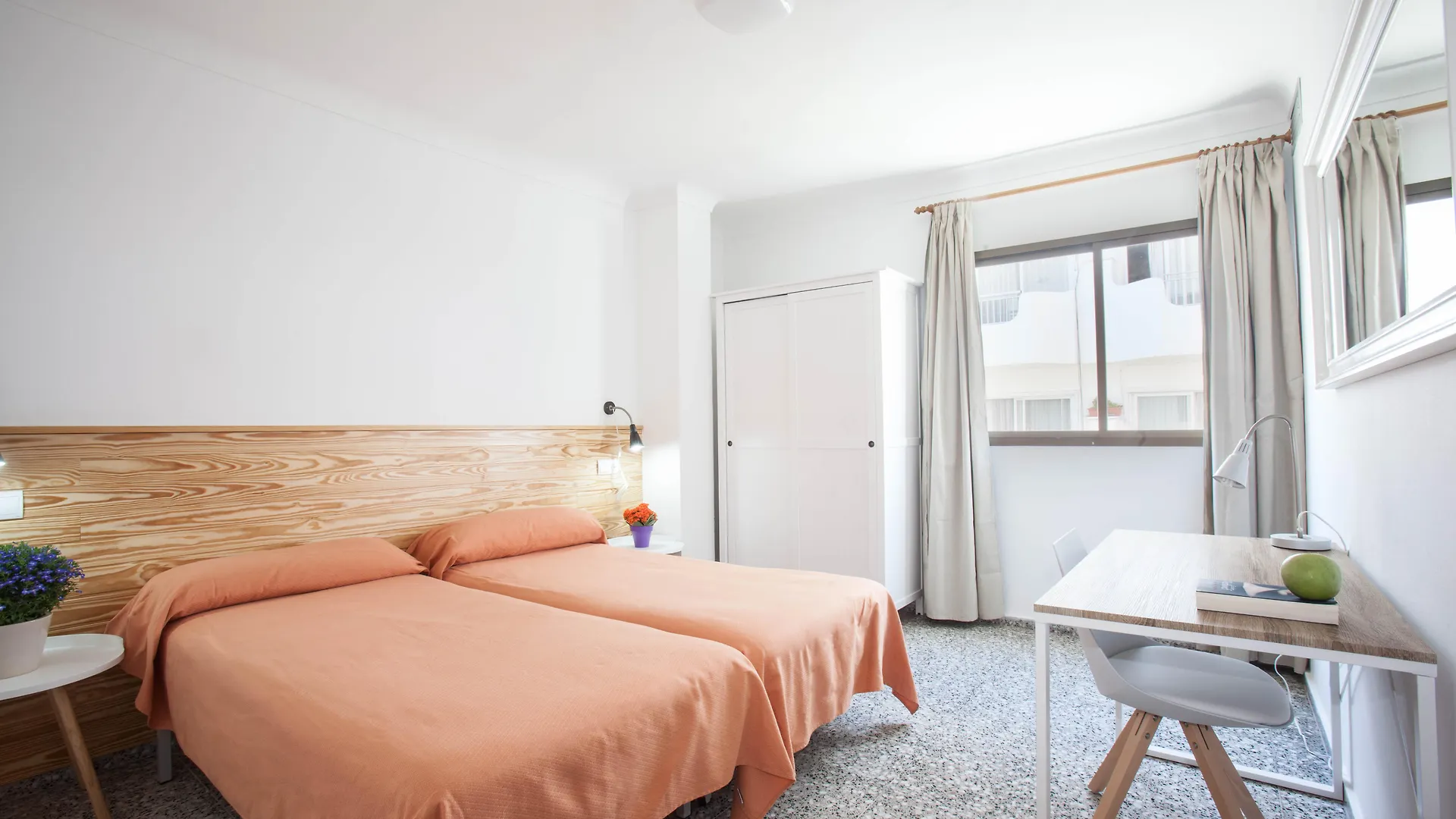 Apartamentos Bahia Santa Eulária des Riu 0*,