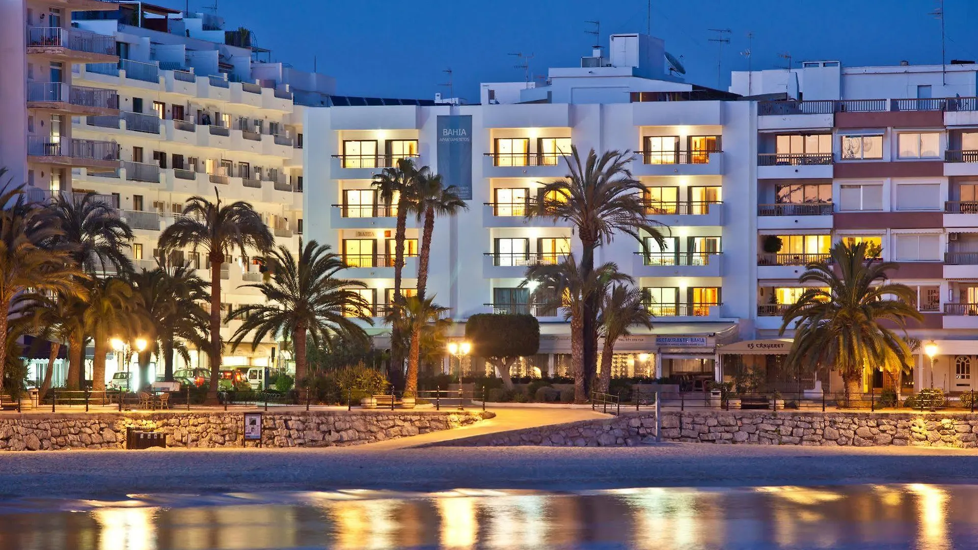 Apartamentos Bahia Santa Eulária des Riu